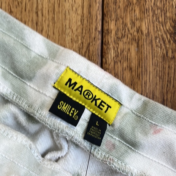 MARKET NWT Smily Market Records Angel Sigh Sweatpants Men’s L - Picture 2 of 4